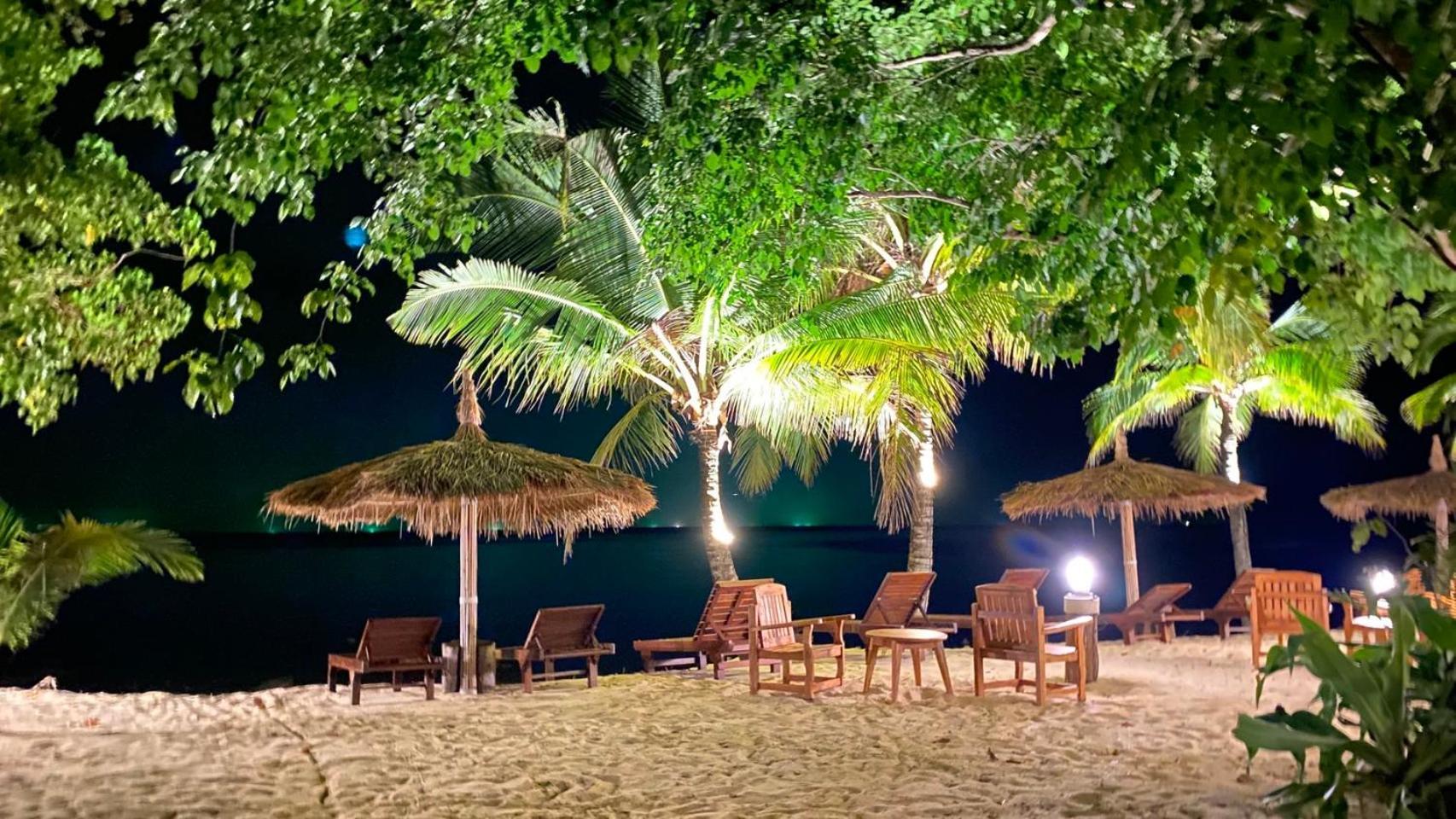Koh Ngai Paradise Beach Exterior photo