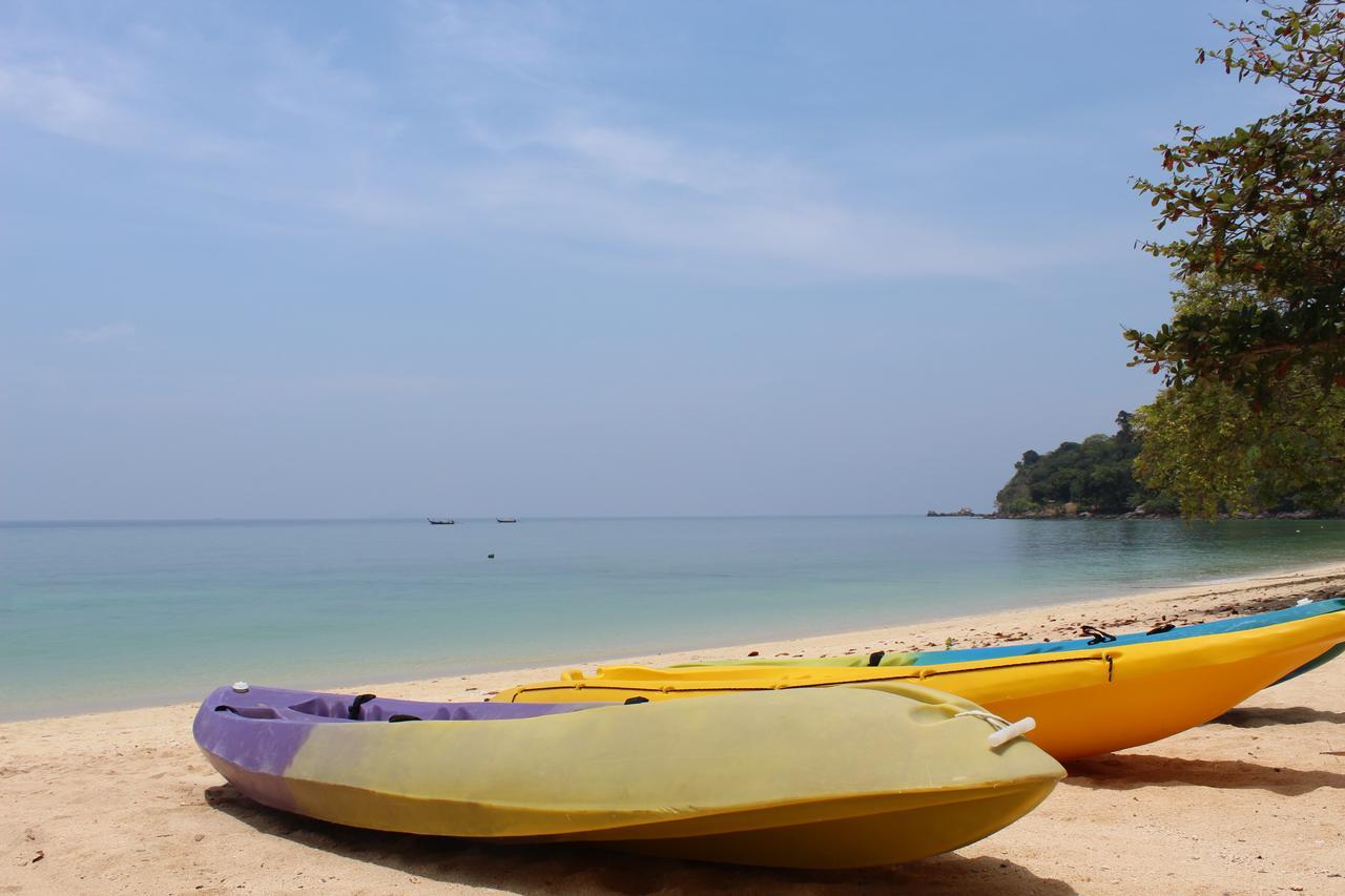 Koh Ngai Paradise Beach Exterior photo
