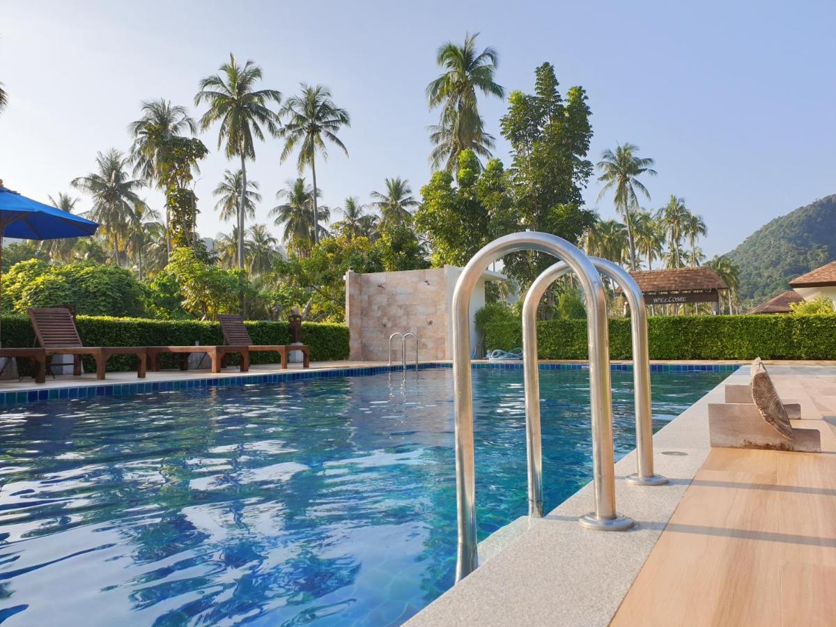 Koh Ngai Paradise Beach Exterior photo
